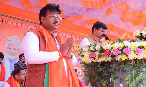 BJP ने अयोध्या की हार का बदला लिया, भारी अंतर से जीती