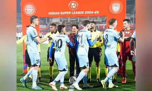 Meghalaya के मुख्यमंत्री शिलांग में ऐतिहासिक आईएसएल मैच देखने पहुंचे