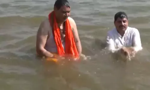 महाकुंभ में एमपी के सीएम मोहन यादव, राजस्थान के CM शर्मा ने संगम में डुबकी लगाई