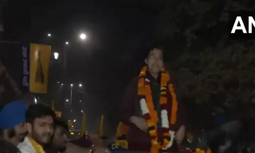 AAP की विजयी उम्मीदवार आतिशी ने जीत के बाद किया रोड शो, VIDEO