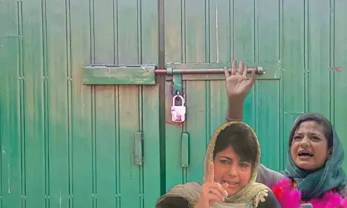 PDP की महबूबा मुफ्ती, बेटी इल्तिजा मुफ्ती नजरबंद