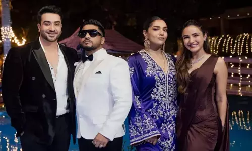Jasmin Bhasin ने रफ़्तार-मनराज की शादी के जश्न की अनदेखी तस्वीरें साझा कीं Jasmin Bhasin ने रफ़्तार-मनराज की शादी के जश्न की अनदेखी तस्वीरें साझा कीं
