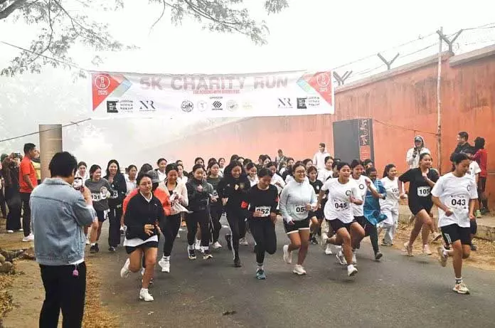 200 लोगों ने ‘5K चैरिटी रन’ में भाग लिया 200 लोगों ने ‘5K चैरिटी रन’ में भाग लिया