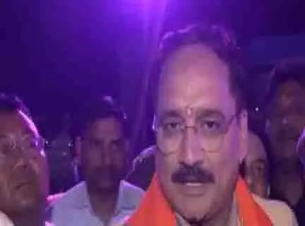आतिशी को बताना चाहिए कि वह कल अरविंद केजरीवाल की हार पर क्यों नाच रही थीं: BJP president आतिशी को बताना चाहिए कि वह कल अरविंद केजरीवाल की हार पर क्यों नाच रही थीं: BJP president