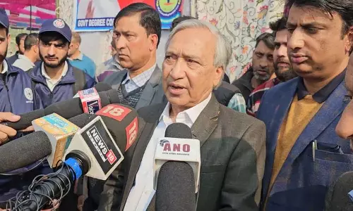 अधिकारियों को यह सुनिश्चित करना चाहिए कि एर राशिद की हालत खराब न हो: तारिगामी अधिकारियों को यह सुनिश्चित करना चाहिए कि एर राशिद की हालत खराब न हो: तारिगामी