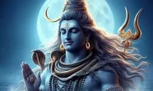 Ravi Pradosh Vrat Katha 2025: प्रदोष व्रत पर जरूर पढ़ें ये कथा, जीवन में बनी रहेगी खुशियां Ravi Pradosh Vrat Katha 2025: प्रदोष व्रत पर जरूर पढ़ें ये कथा, जीवन में बनी रहेगी खुशियां