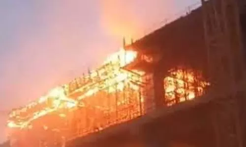 Gujarat:निर्माणाधीन साबरमती बुलेट ट्रेन स्टेशन पर लगी आग Gujarat:निर्माणाधीन साबरमती बुलेट ट्रेन स्टेशन पर लगी आग