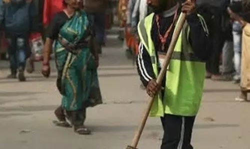 महाकुंभ में स्वच्छता की चौपाल, स्वच्छता के प्रति जागरूकता पर जोर महाकुंभ में स्वच्छता की चौपाल, स्वच्छता के प्रति जागरूकता पर जोर