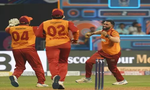 ISPL Season 2: केवीएन बैंगलोर स्ट्राइकर्स, टाइगर्स ऑफ कोलकाता ने महत्वपूर्ण जीत दर्ज की ISPL Season 2: केवीएन बैंगलोर स्ट्राइकर्स, टाइगर्स ऑफ कोलकाता ने महत्वपूर्ण जीत दर्ज की