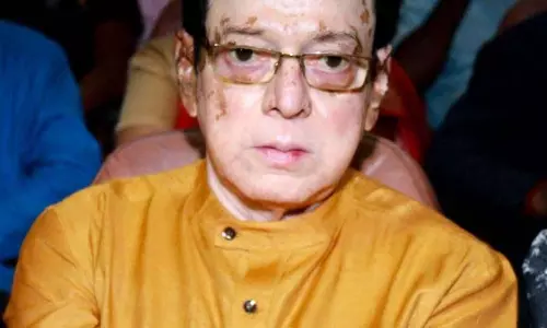 वरिष्ठ ओडिया फिल्म अभिनेता उत्तम मोहंती को बेहतर इलाज के लिए दिल्ली ले जाया गया