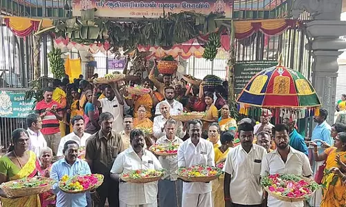 Tamil Nadu : इनाम समयपुरम में आदि मरियम्मन मंदिर में फूल चढ़ाने का समारोह
