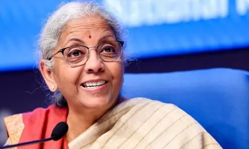 वित्त मंत्री सीतारमण को अगले सप्ताह आयकर विधेयक पेश होने का भरोसा वित्त मंत्री सीतारमण को अगले सप्ताह आयकर विधेयक पेश होने का भरोसा