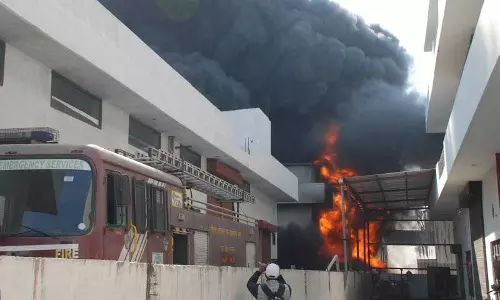 Haryana : करनाल में केमिकल फैक्ट्री में भीषण आग Haryana : करनाल में केमिकल फैक्ट्री में भीषण आग