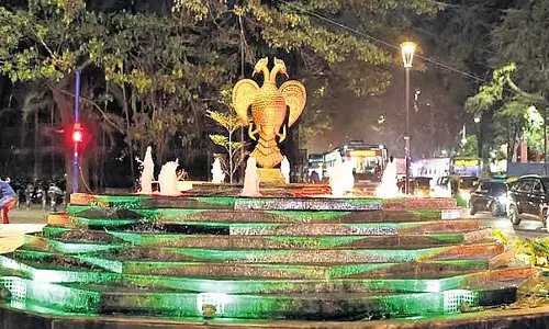 Bengaluru: सिलिकॉन सिटी के 25 जंक्शनों पर फव्वारे, एलईडी लाइटें लगायी जाएंगी Bengaluru: सिलिकॉन सिटी के 25 जंक्शनों पर फव्वारे, एलईडी लाइटें लगायी जाएंगी