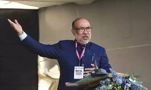 Manipur में शांति बहाल करने के लिए राज्य और केंद्र हरसंभव प्रयास कर रहे Manipur में शांति बहाल करने के लिए राज्य और केंद्र हरसंभव प्रयास कर रहे
