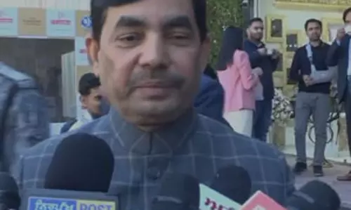 अहमदाबाद की तरह यहां पर यमुना रिवर फ्रंट बनाएंगे: शाहनवाज हुसैन अहमदाबाद की तरह यहां पर यमुना रिवर फ्रंट बनाएंगे: शाहनवाज हुसैन