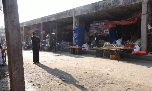 सेक्टर 26 Mandi में सफाई अभियान सेक्टर 26 Mandi में सफाई अभियान