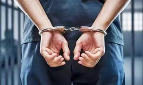 Bengal के नादिया जिले से चार बांग्लादेशी घुसपैठिए गिरफ्तार Bengal के नादिया जिले से चार बांग्लादेशी घुसपैठिए गिरफ्तार