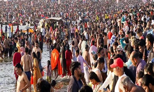 Triveni Sangam पर 41 करोड़ से अधिक श्रद्धालुओं ने लगाई पवित्र डुबकी