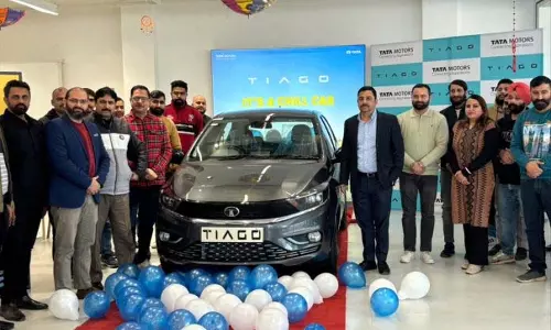 फेयरडील मोटर्स Jammu ने नई टियागो 2025 लॉन्च की फेयरडील मोटर्स Jammu ने नई टियागो 2025 लॉन्च की