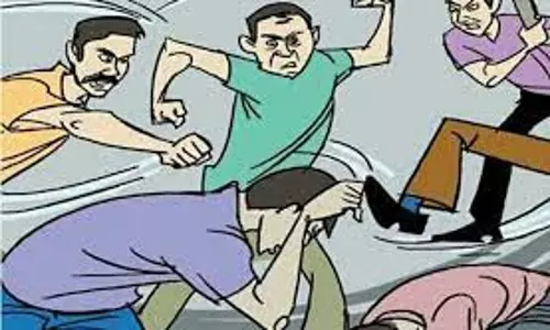 Kanpur : सगे भाइयों ने बहनों को पीटा,  पिता का भी सिर फोड़ा; FIR दर्ज