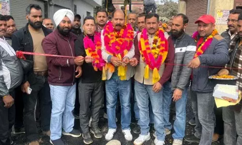 Jammu: डॉ. भगत ने 145 लाख रुपये के विकास कार्यों का किया शुभारंभ Jammu: डॉ. भगत ने 145 लाख रुपये के विकास कार्यों का किया शुभारंभ