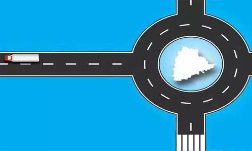 Telangana के किसान कांग्रेस की परियोजनाओं के लिए अपनी जमीन देने के खिलाफ Telangana के किसान कांग्रेस की परियोजनाओं के लिए अपनी जमीन देने के खिलाफ