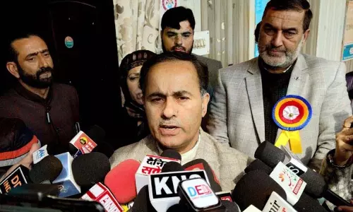 DSEK: पाठ्यपुस्तकों की कमी से छात्रों को परेशानी नहीं होगी DSEK: पाठ्यपुस्तकों की कमी से छात्रों को परेशानी नहीं होगी