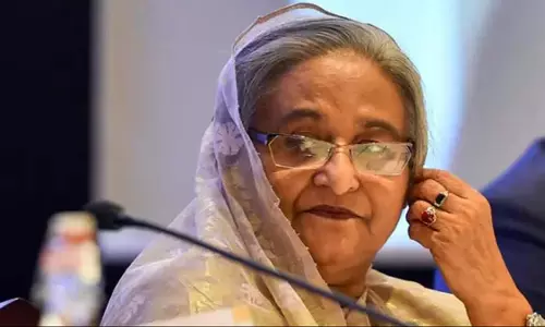Bangladesh सरकार ने नरसंहार और भ्रष्टाचार के मामले में मुकदमा चलाने की कसम खाई Bangladesh सरकार ने नरसंहार और भ्रष्टाचार के मामले में मुकदमा चलाने की कसम खाई