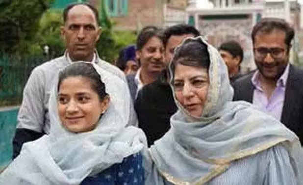 इल्तिजा को जम्मू में प्रेस कांफ्रेंस करने से रोका गया: Mehbooba