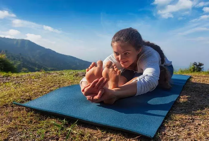 Yoga: बच्चों को करवाएं ये योगासन, कई तरह से हो सकते हैं फायदेमंद