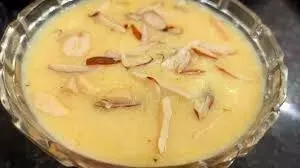 Suji Kheer Recipe : झटपट बनाएं स्वादिष्ट और हेल्दी सूजी की खीर