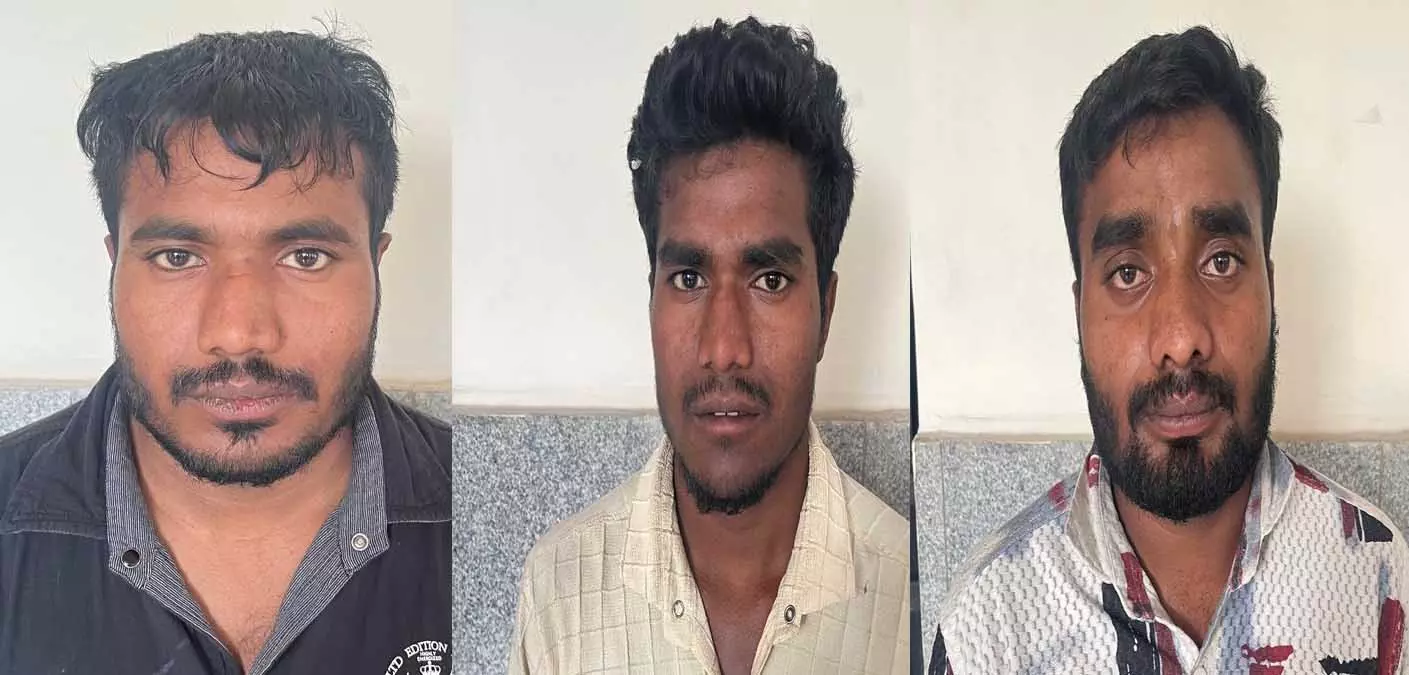 ईराक भागने की फिराक में थे रायपुर में पकड़ाए तीनों बांग्लादेशी ईराक भागने की फिराक में थे रायपुर में पकड़ाए तीनों बांग्लादेशी