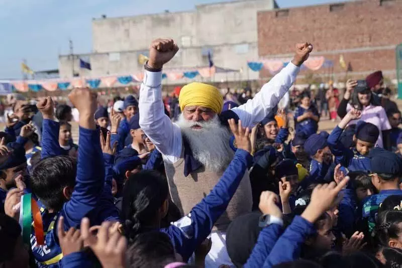 सिविल जज Yograj Singh ने स्कूल खेल प्रतियोगिता में शिरकत की