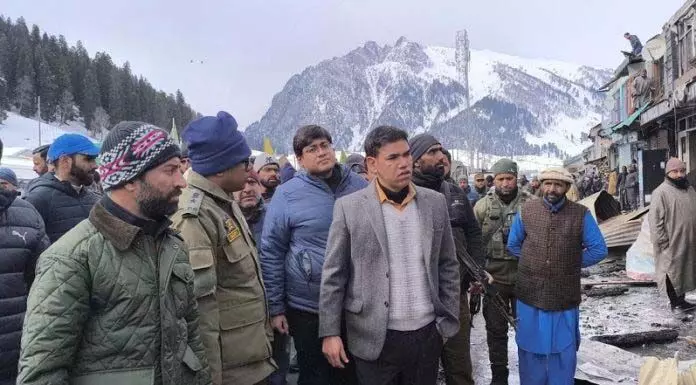 Sonamarg में भीषण आग लगने से 40 दुकानें क्षतिग्रस्त होने के बाद अग्निशमन केंद्र स्थापित