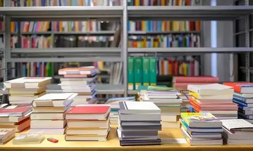 स्कूलों के फिर से खुलने से पहले पाठ्यपुस्तकों की उपलब्धता पर ध्यान केंद्रित किया गया स्कूलों के फिर से खुलने से पहले पाठ्यपुस्तकों की उपलब्धता पर ध्यान केंद्रित किया गया