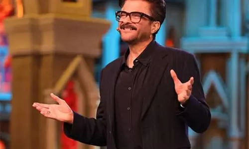 Anil Kapoor ने सूबेदार से बीटीएस वीडियो जारी करते हुए टीम के प्रति आभार व्यक्त किया Anil Kapoor ने सूबेदार से बीटीएस वीडियो जारी करते हुए टीम के प्रति आभार व्यक्त किया