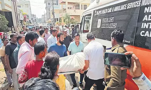 Karnataka: कुंभ मेला दुर्घटना में मारे गए चार लोगों के शव बेलगाम पहुंचे