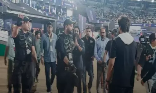 राम चरण ने ISPL में रविवार का आनंद लिया, अपनी टीम फाल्कन राइजर्स हैदराबाद का उत्साहवर्धन किया