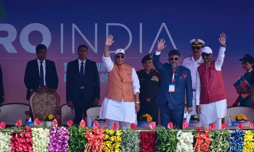 Karnataka: एयरो इंडिया 2025 का उद्घाटन करने पहुंचे राजनाथ सिंह