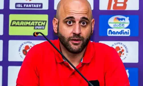 हम बहुत संतुष्ट हैं...: जमशेदपुर एफसी पर जीत के बाद Bengaluru FC के कोच हम बहुत संतुष्ट हैं...: जमशेदपुर एफसी पर जीत के बाद Bengaluru FC के कोच
