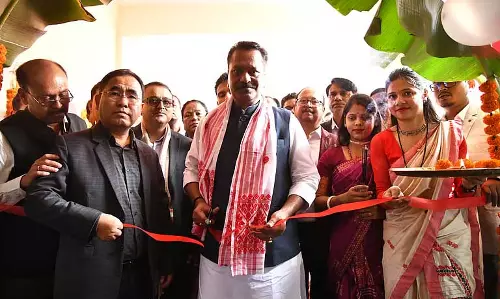 Assam : स्वास्थ्य मंत्री अशोक सिंघल ने सोनितपुर में गरुबंध मॉडल अस्पताल का उद्घाटन Assam : स्वास्थ्य मंत्री अशोक सिंघल ने सोनितपुर में गरुबंध मॉडल अस्पताल का उद्घाटन