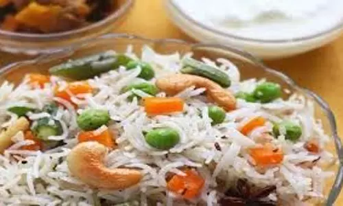 Vegetable Pulao:घर पर बनाएं हेल्दी और स्वादिष्ट रेसिपी Vegetable Pulao:घर पर बनाएं हेल्दी और स्वादिष्ट रेसिपी