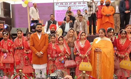Ludhiana: सामूहिक विवाह में 11 जोड़े परिणय सूत्र में बंधे