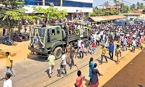 Shivmogga: प्रशिक्षण के दौरान शहीद हुए सैनिक मंजूनाथ का अंतिम संस्कार