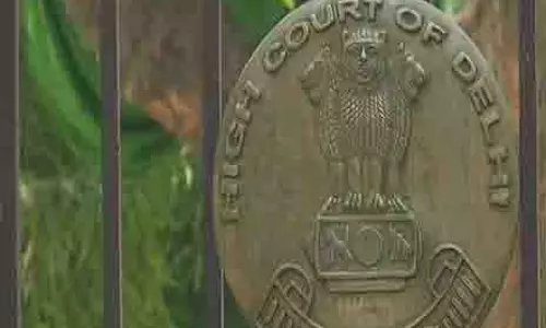 दिल्ली HC ने तिहाड़ जेल में कैदी कॉल, ई-मुलाकात पहुंच के लिए हुर्रियत नेता की याचिका पर जवाब मांगा दिल्ली HC ने तिहाड़ जेल में कैदी कॉल, ई-मुलाकात पहुंच के लिए हुर्रियत नेता की याचिका पर जवाब मांगा