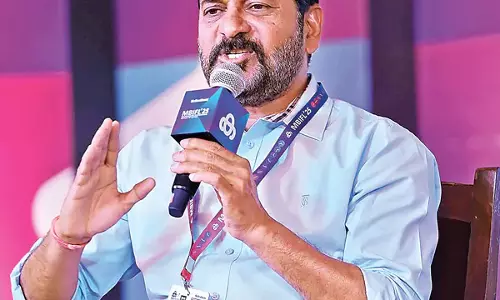 CM Revanth Reddy : केंद्र के भेदभाव के खिलाफ दक्षिण को एकजुट होना चाहिए
