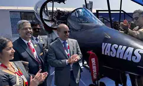 एयरो इंडिया 2025: HAL के उन्नत हिंदुस्तान जेट ट्रेनर-36 का यशस नाम से अनावरण एयरो इंडिया 2025: HAL के उन्नत हिंदुस्तान जेट ट्रेनर-36 का यशस नाम से अनावरण