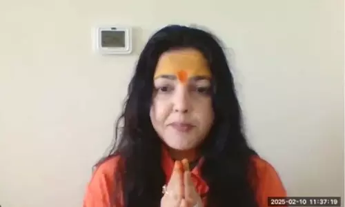 BIG BREAKING: ममता कुलकर्णी ने महामंडलेश्वर पद से दिया इस्तीफा