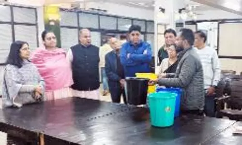 NCR Sahibabad: स्वच्छ भारत मिशन टीम द्वारा वार्ड 99 में जागरूकता कार्यक्रम आयोजित किया गया NCR Sahibabad: स्वच्छ भारत मिशन टीम द्वारा वार्ड 99 में जागरूकता कार्यक्रम आयोजित किया गया
